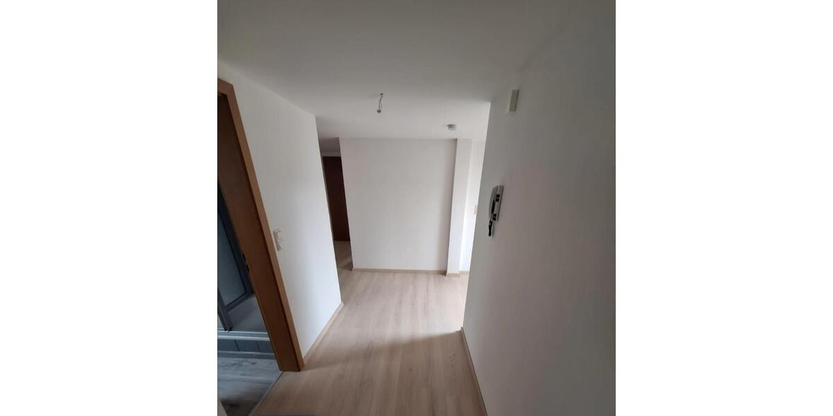 Dachgeschoßwohnung Nittenau - 2 Zimmer, 70 m&sup2;, 680&euro; | Angebot:26232100