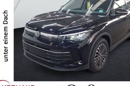 VW Tiguan 9.225 km 33.400 &euro; Abensberg 93326