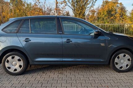 Skoda Rapid 108.000 km 8.000 &euro; Regensburg 93059