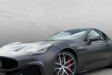 Maserati Granturismo 1.550 km 188.998 &euro; Regensburg 93059