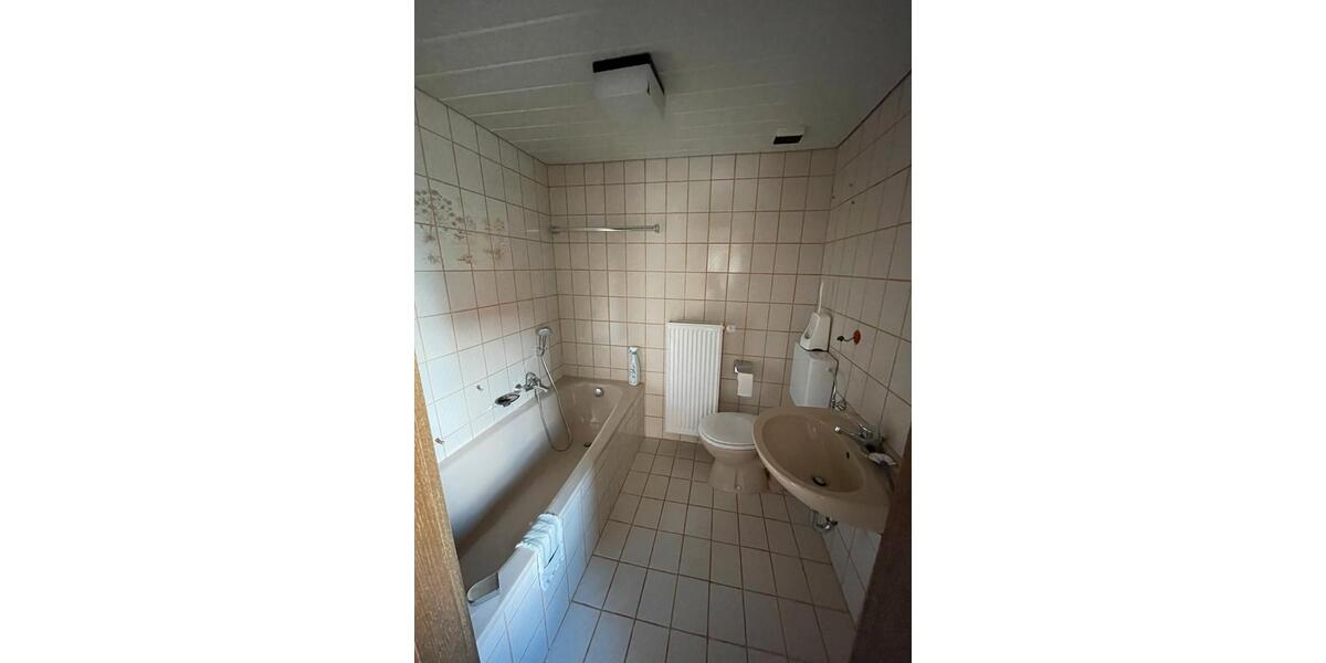 Etagenwohnung Laaber - 1 Zimmer, 50 m&sup2;, 400&euro; | Angebot:27609790