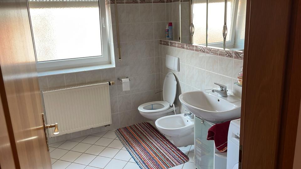 Dachgeschoßwohnung Burglengenfeld - 4 Zimmer, 91 m&sup2;, 275.000&euro; | Angebot:26715307