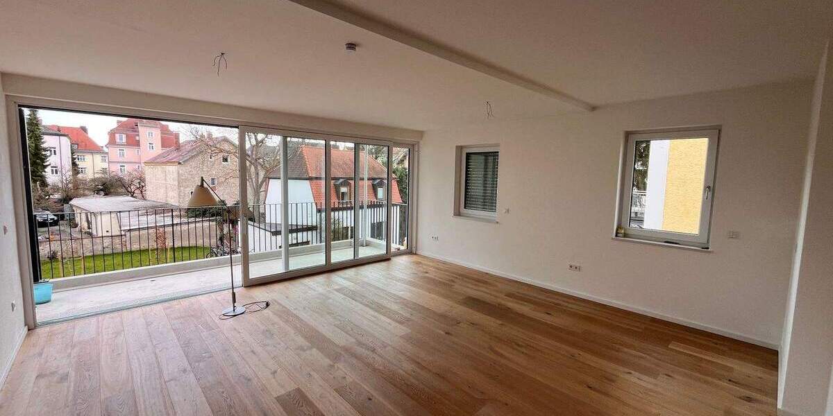 Etagenwohnung Regensburg Kasernenviertel - 4 Zimmer, 101 m&sup2;, 1.600&euro; | Angebot:25726534