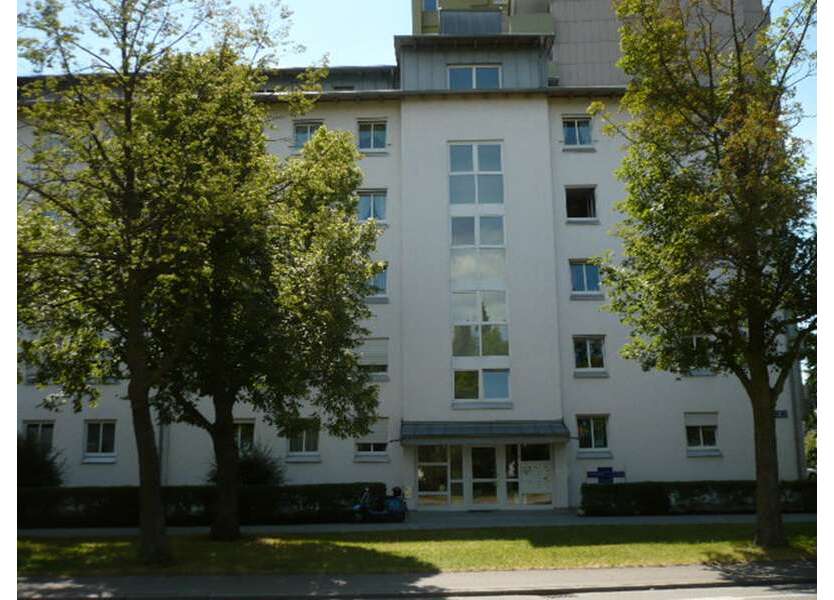 Wohnung zum Mieten in Regensburg 393 € 31.9 m²