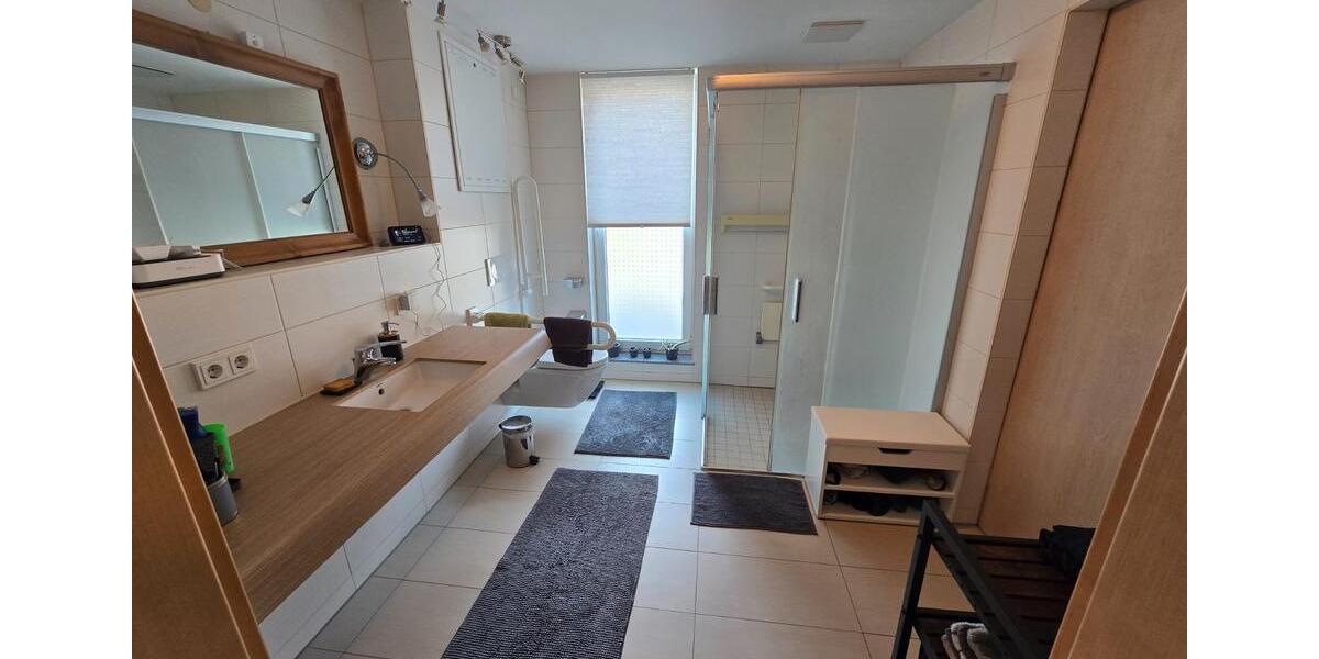 Etagenwohnung Wenzenbach - 3 Zimmer, 85 m&sup2;, 355.000&euro; | Angebot:27121412