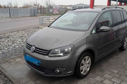 VW Touran 235.000 km 4.600 &euro; Wald 93192