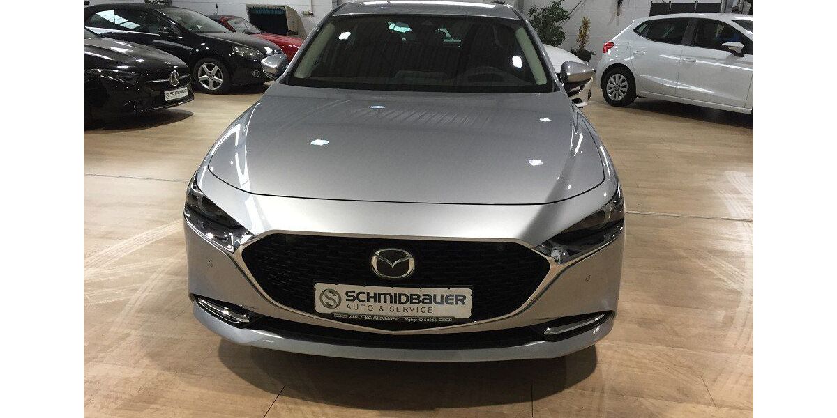 Mazda 3 32.651 km 21.800 &euro; Regensburg 93057