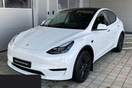 Tesla Model Y 17.806 km 42.300 &euro; Obertraubling 93083