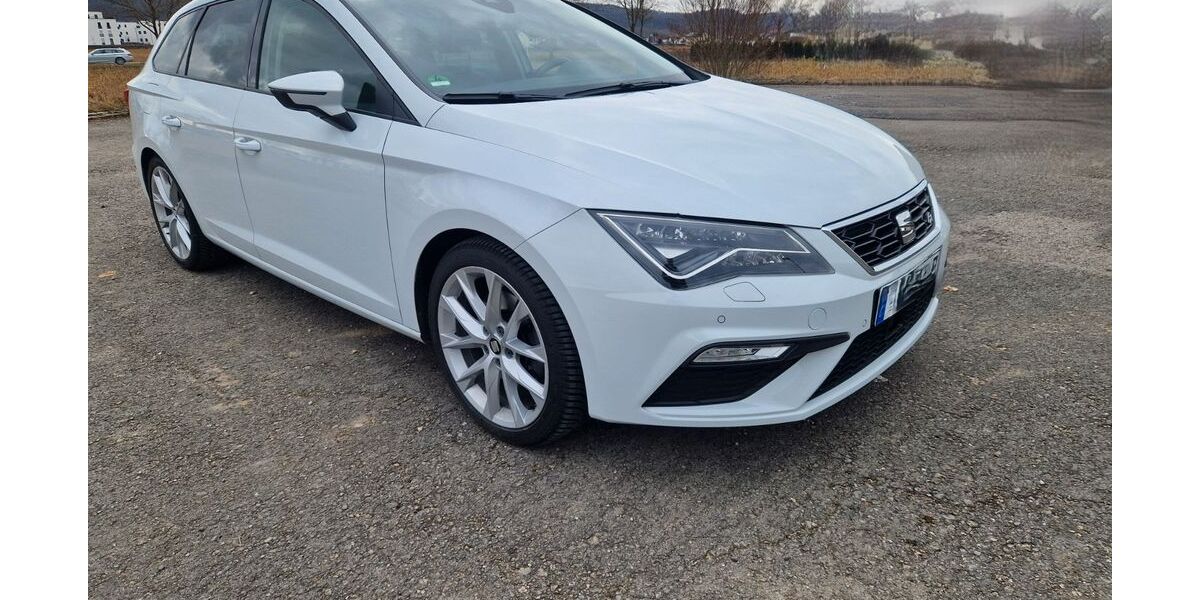 Seat Leon 68.000 km 19.900 &euro; Kelheim 93309