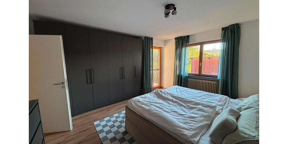 Erdgeschoßwohnung Lappersdorf - 3.5 Zimmer, 100 m&sup2;, 1.170&euro; | Angebot:27586433