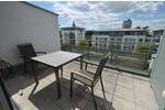Bestlage!2-Zi.Penthouse mit 2 Dachterr.+2 Einbauküchen+2 Bäder, Blick auf einen See im Westen v. Rgbg.