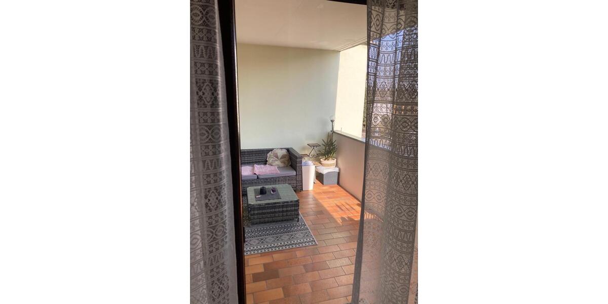 Etagenwohnung Neutraubling - 3.5 Zimmer, 92 m&sup2;, 365.000&euro; | Angebot:27021018