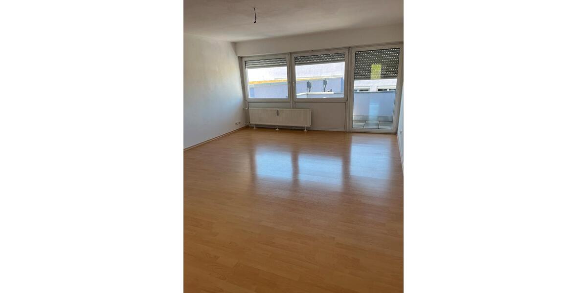 Etagenwohnung Regensburg Das Dörnberg - 4 Zimmer, 91 m&sup2;, 1.280&euro; | Angebot:26476736