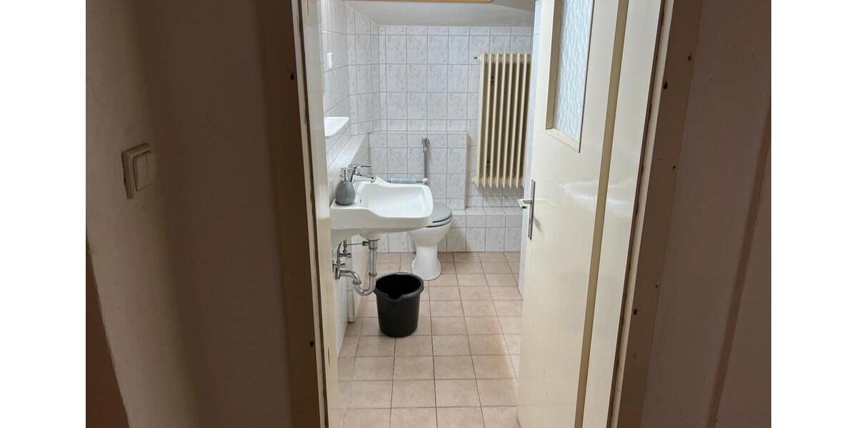 Haus in Tegernheim 100m2, plus 500m2 Grundstück mit Terasse 3 zimmer