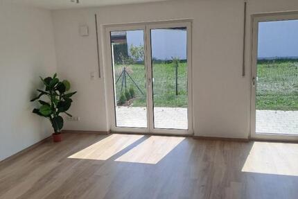 Haus Aholfing - 5 Zimmer, 118 m&sup2;, 1.200&euro; | Angebot:25310740