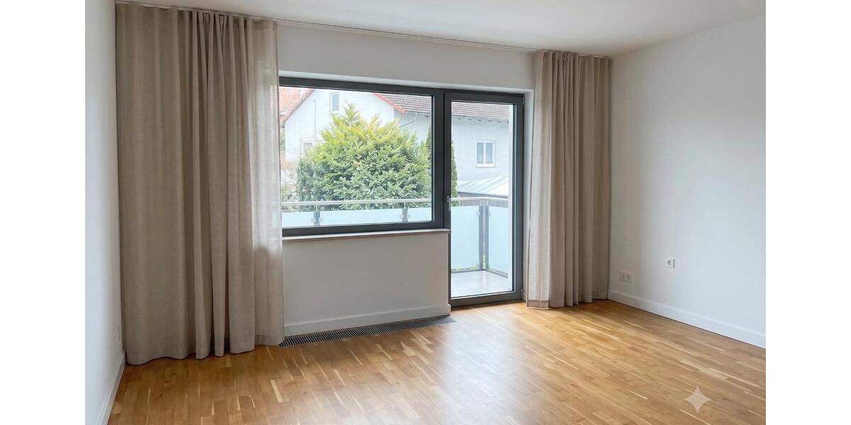 Etagenwohnung Teublitz - 4 Zimmer, 100 m&sup2;, 300.000&euro; | Angebot:27200149