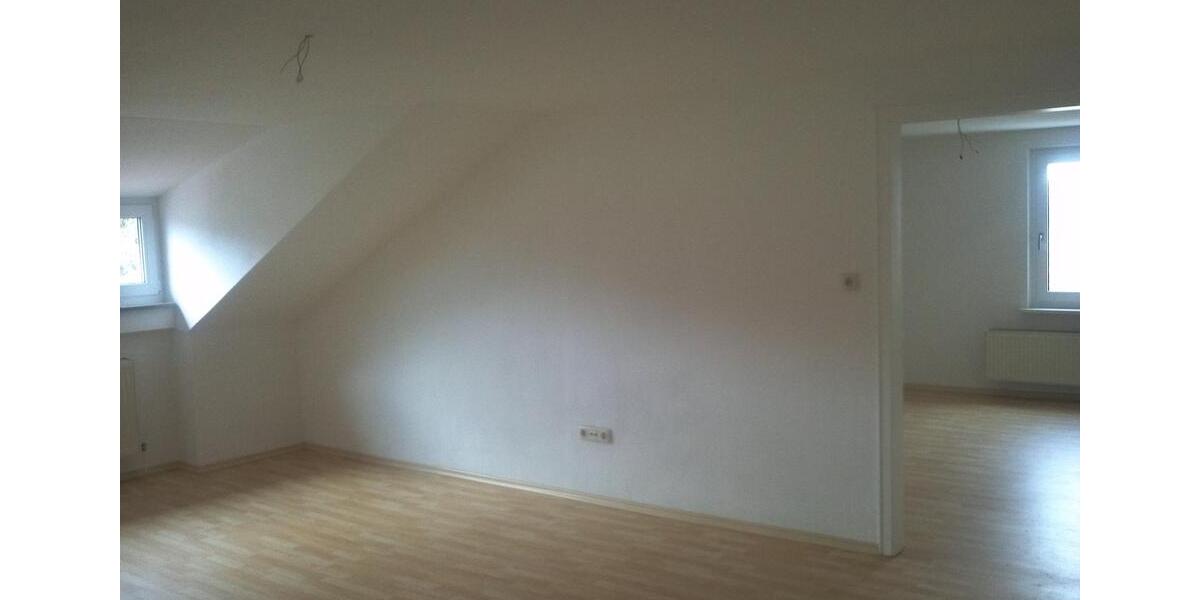 Dachgeschoßwohnung Burglengenfeld - 2 Zimmer, 69 m&sup2;, 530&euro; | Angebot:25715377
