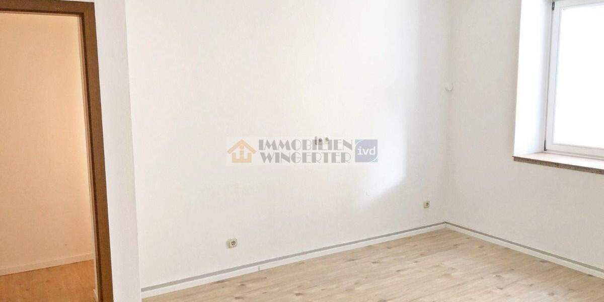 Etagenwohnung Regensburg Kasernenviertel - 4 Zimmer, 105 m&sup2;, 435.000&euro; | Angebot:25702515