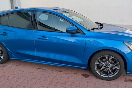 Ford Focus 66.000 km 14.500 &euro; Hemau 93155
