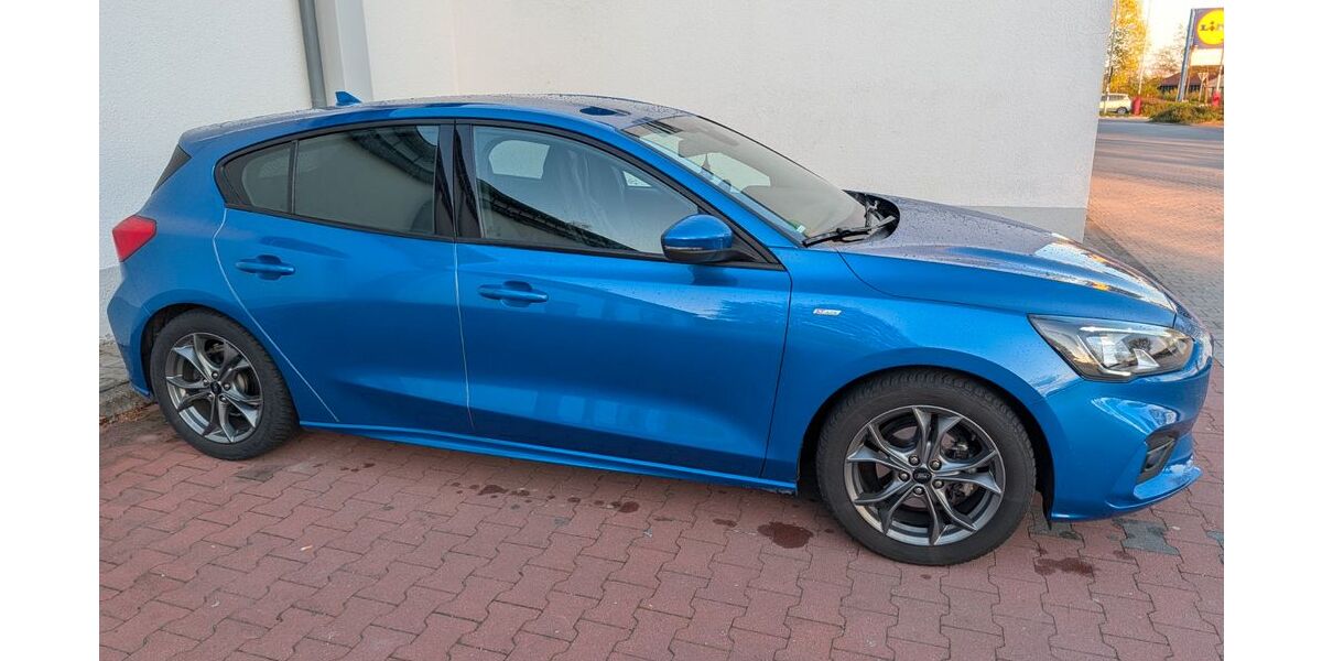 Ford Focus 66.000 km 14.500 &euro; Hemau 93155