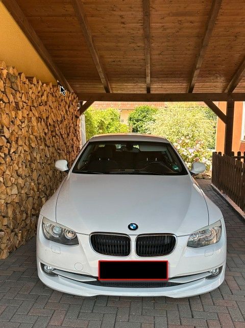318