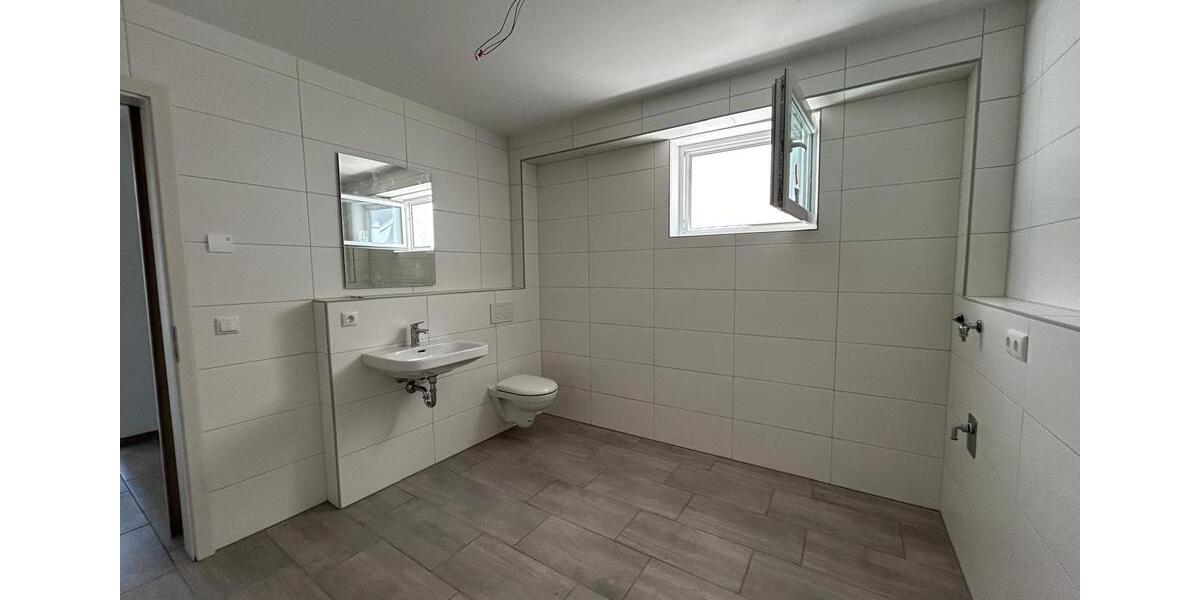 Erdgeschoßwohnung Nittendorf - 2 Zimmer, 64 m&sup2;, 950&euro; | Angebot:25968171