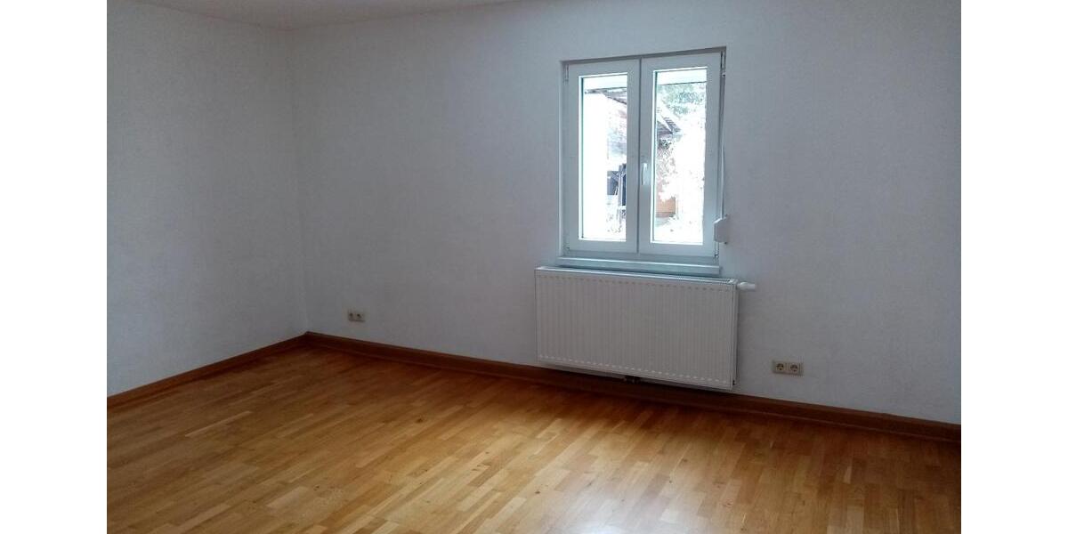 Einfamilienhaus Ihrlerstein - 6 Zimmer, 137 m&sup2;, 1.250&euro; | Angebot:26614473