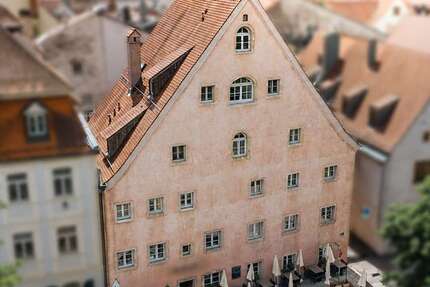 Haus Regensburg Kumpfmühl - 20 Zimmer, 634 m&sup2;, 2.669.000&euro; | Angebot:27097746