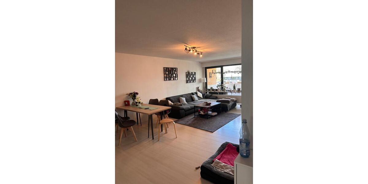 Erdgeschoßwohnung Regensburg Das Dörnberg - 4 Zimmer, 94 m&sup2;, 1.700&euro; | Angebot:26312162