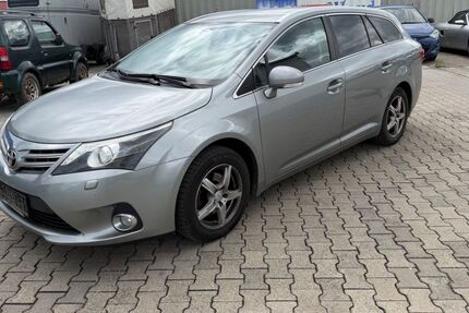 Toyota Avensis 332.183 km 5.399 &euro; Maxhütte -Haidhof 93142