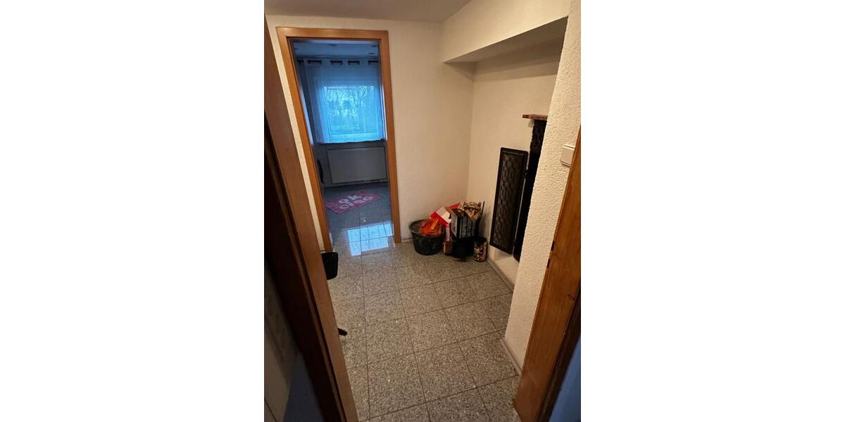 3-Zimmer-Wohnung mit Küche und Bad 3 zimmer