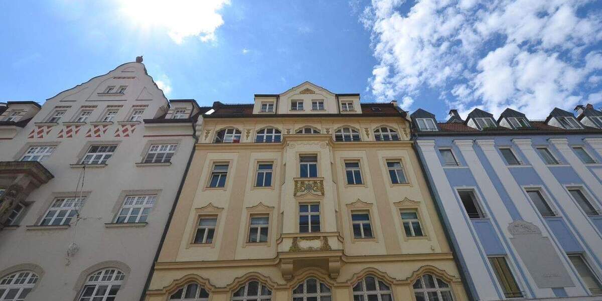 Etagenwohnung Regensburg Innenstadt - 4 Zimmer, 122 m&sup2;, 1.710&euro; | Angebot:25776604