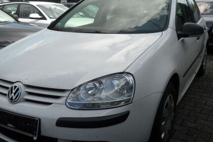 VW Golf 300.000 km 899 &euro; Regensburg 93055