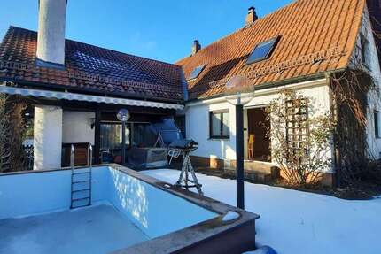 Haus zum Kaufen in Regensburg Schwabelweis 720.000 € 246 m² 8 zimmer