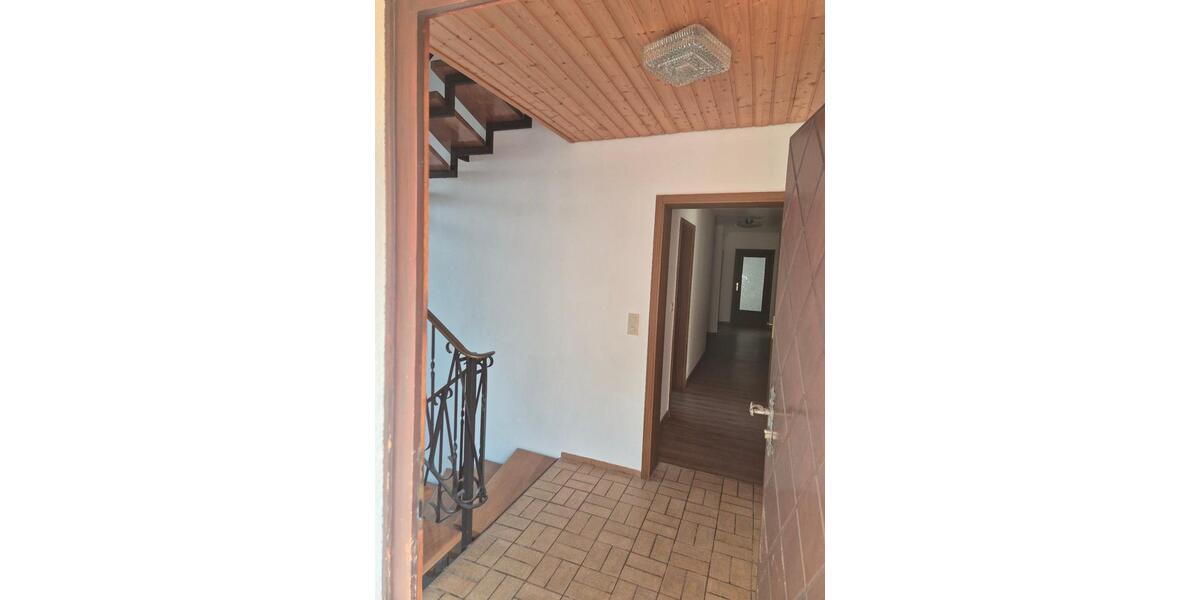 Bungalow Ihrlerstein - 5 Zimmer, 125 m&sup2;, 1.300&euro; | Angebot:27613213