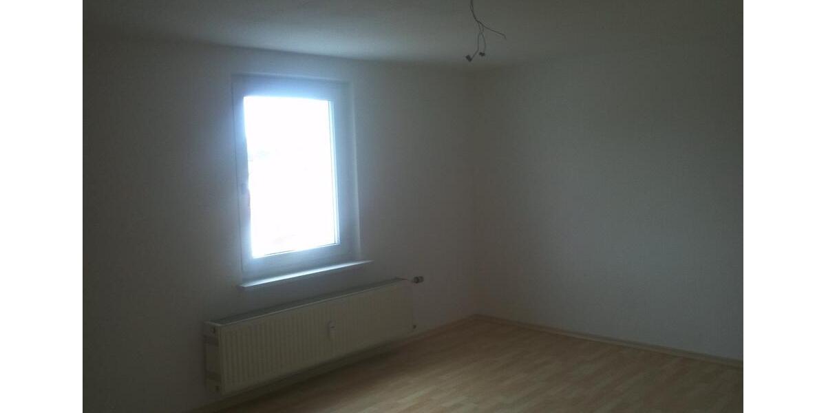 Dachgeschoßwohnung Burglengenfeld - 2 Zimmer, 69 m&sup2;, 530&euro; | Angebot:25715377