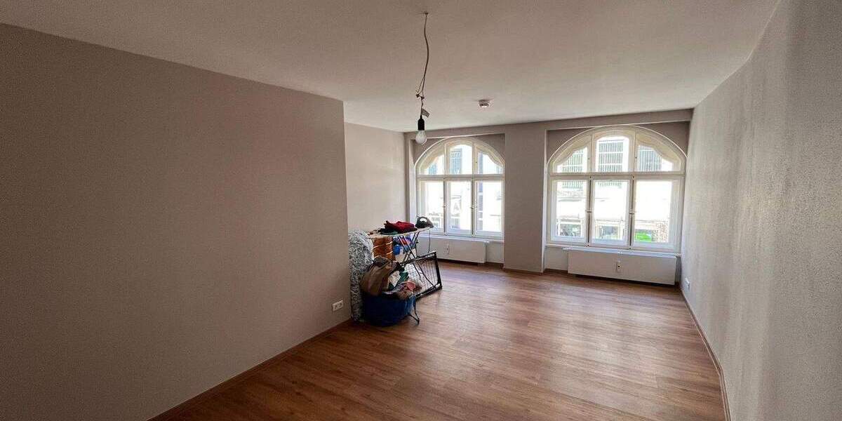Etagenwohnung Regensburg Innenstadt - 4 Zimmer, 122 m&sup2;, 1.710&euro; | Angebot:25776604