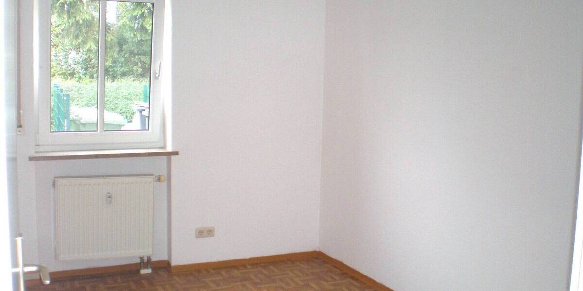 Etagenwohnung Maxhütte-Haidhof Maxhütte - 3 Zimmer, 86 m&sup2;, 670&euro; | Angebot:26595807