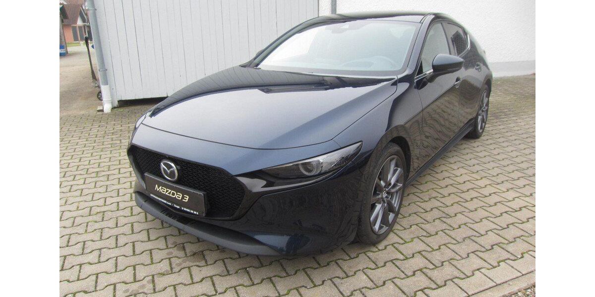 Mazda 3 92.962 km 17.490 &euro; Teugn 93356