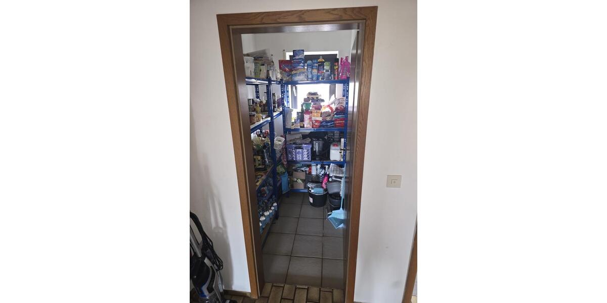 Erdgeschoßwohnung Regensburg Ganghofersiedlung - 4.5 Zimmer, 133 m&sup2;, 1.400&euro; | Angebot:26318838