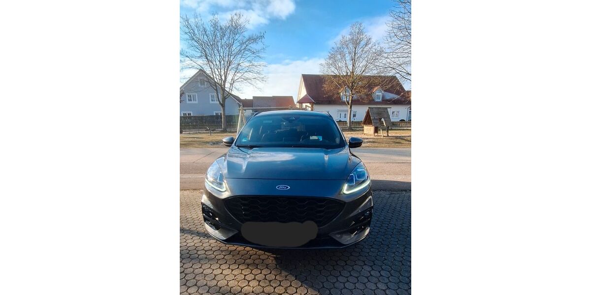 Ford Kuga 43.750 km 25.900 &euro; Alteglofsheim 93087