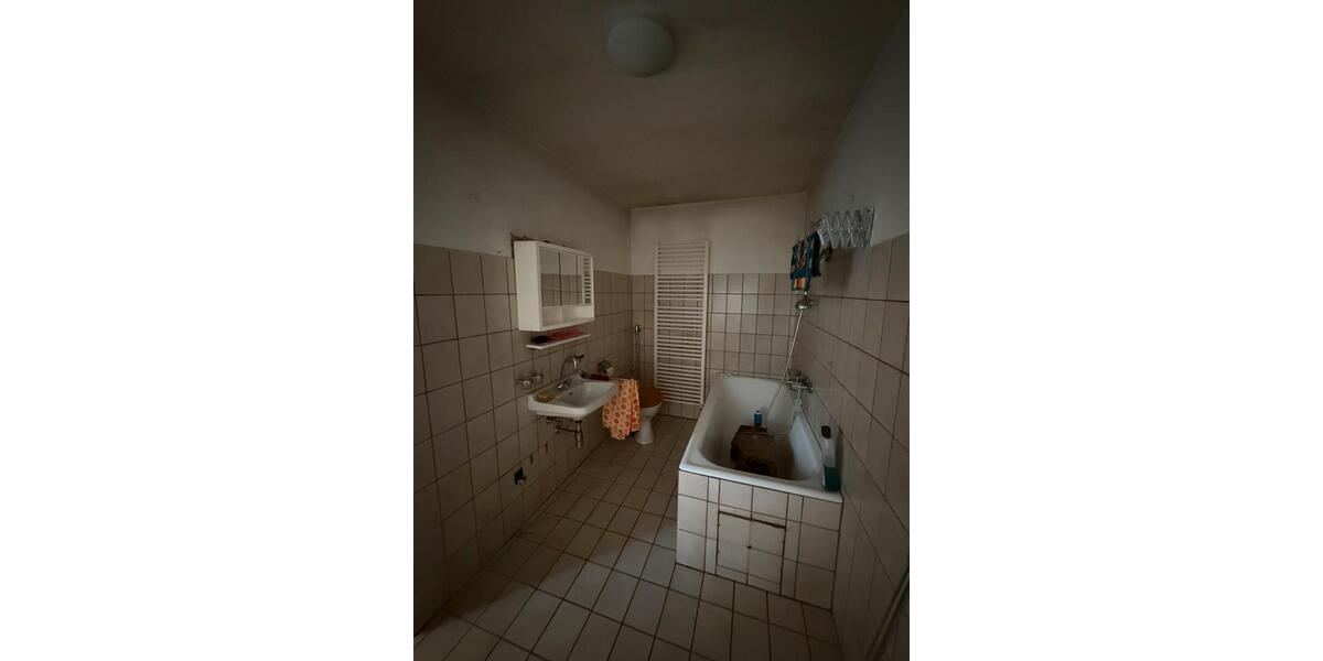 Einfamilienhaus Burglengenfeld - 6 Zimmer, 90 m&sup2;, 142.000&euro; | Angebot:26465305