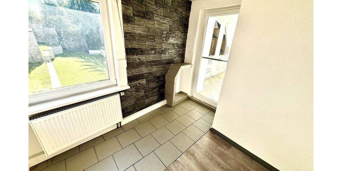 Etagenwohnung Burglengenfeld - 3 Zimmer, 105 m&sup2;, 229.000&euro; | Angebot:25702656