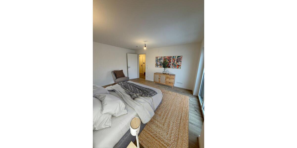 Etagenwohnung Barbing - 5.5 Zimmer, 150 m&sup2;, 1.900&euro; | Angebot:25715355