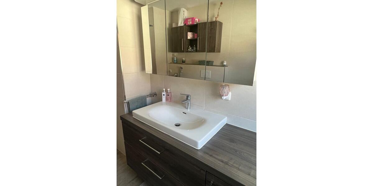 Erdgeschoßwohnung Regenstauf - 3 Zimmer, 82 m&sup2;, 960&euro; | Angebot:26365003