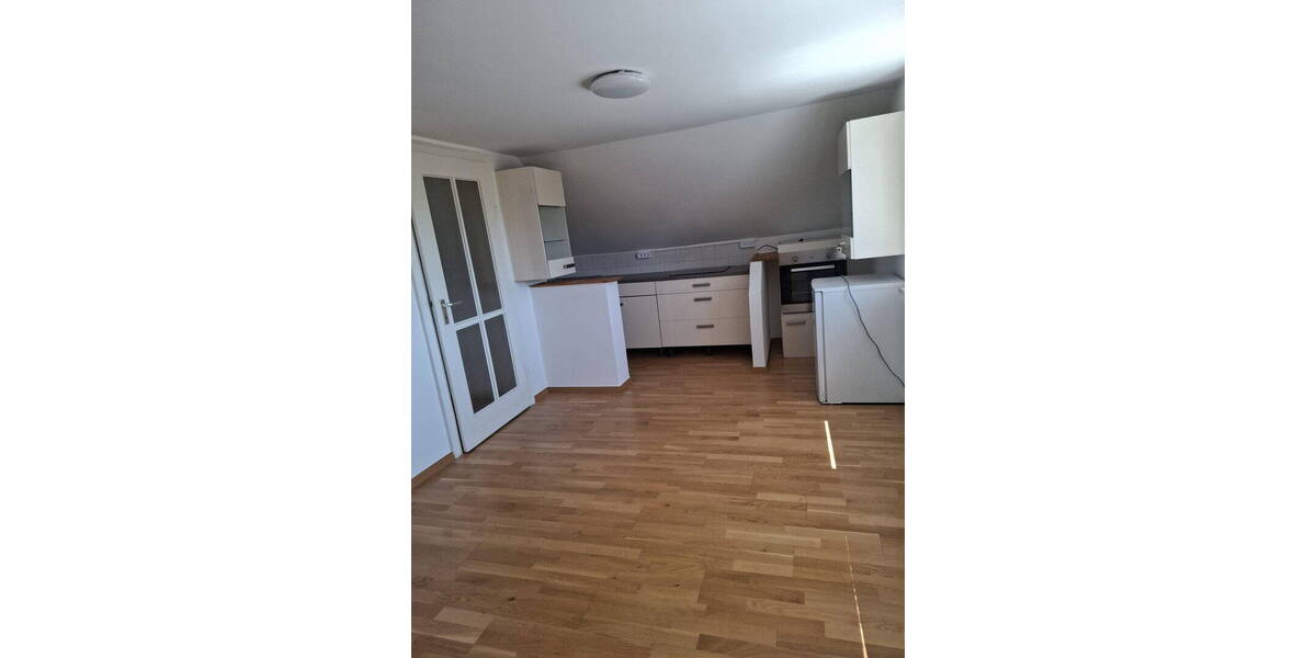 Etagenwohnung Langquaid - 2 Zimmer, 50 m&sup2;, 435&euro; | Angebot:26730922