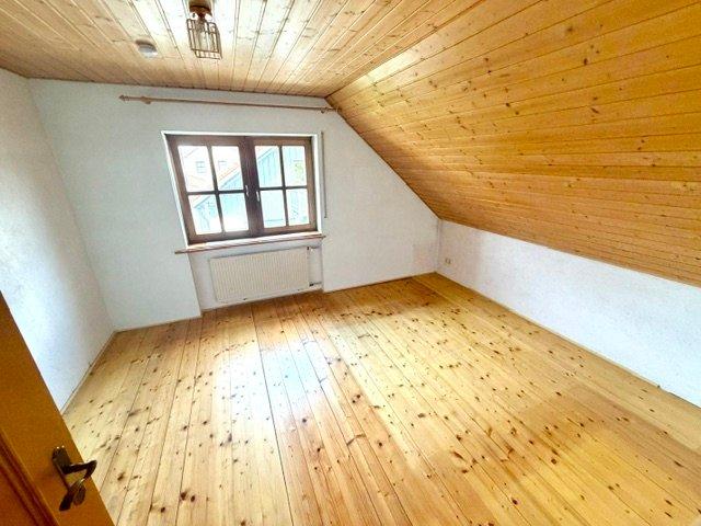 Doppelhaushälfte Wenzenbach - 4 Zimmer, 107 m&sup2;, 450.000&euro; | Angebot:27081408