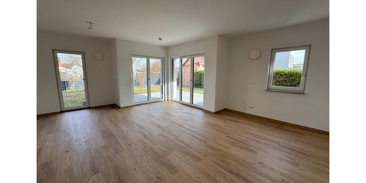 Erdgeschoßwohnung Schierling - 2 Zimmer, 82 m&sup2;, 900&euro; | Angebot:26638683
