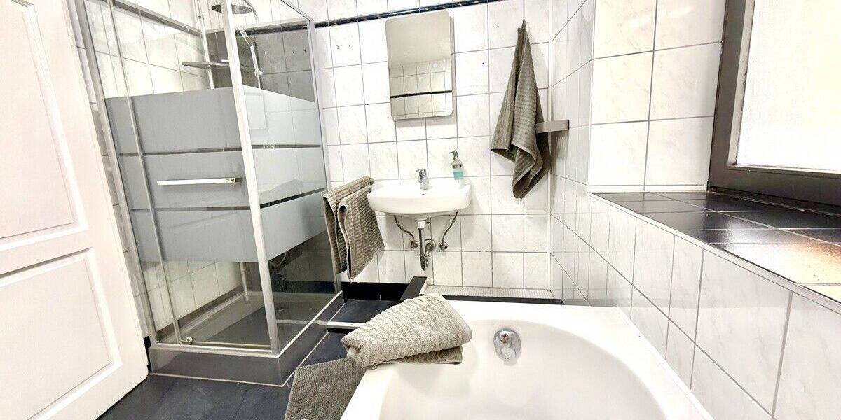 Etagenwohnung Burglengenfeld - 3 Zimmer, 105 m&sup2;, 229.000&euro; | Angebot:25702656