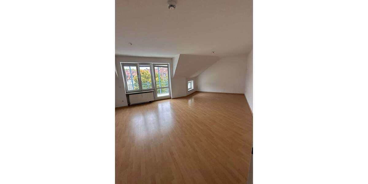 Etagenwohnung Regensburg Burgweinting - 4 Zimmer, 116 m&sup2;, 1.140&euro; | Angebot:25191552